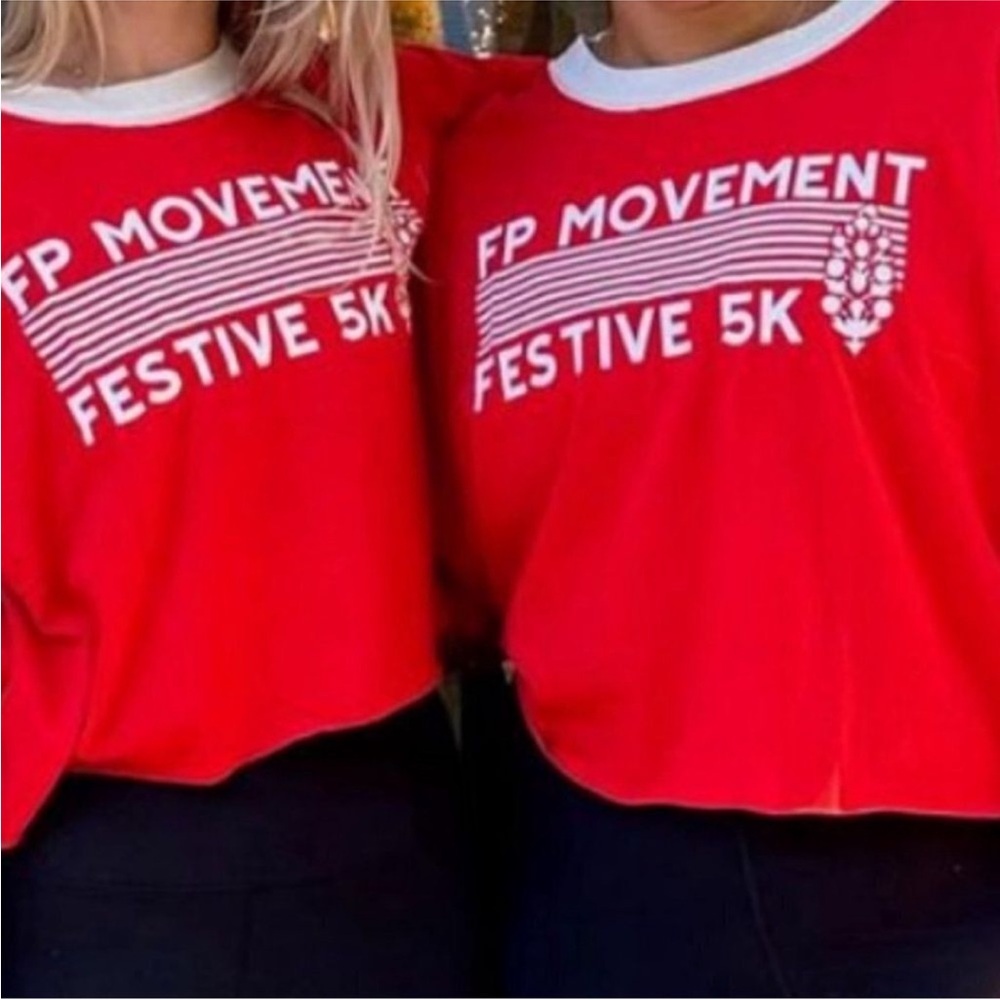 Free People Movement Festive 5K tee cropped short sleeve tee